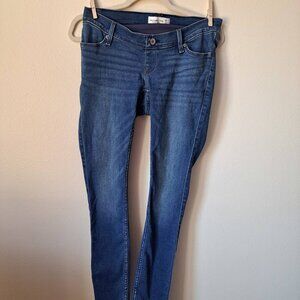 Abercrombie & Fitch The Jean Legging Blue. Size 2 26 Waist New With Tags